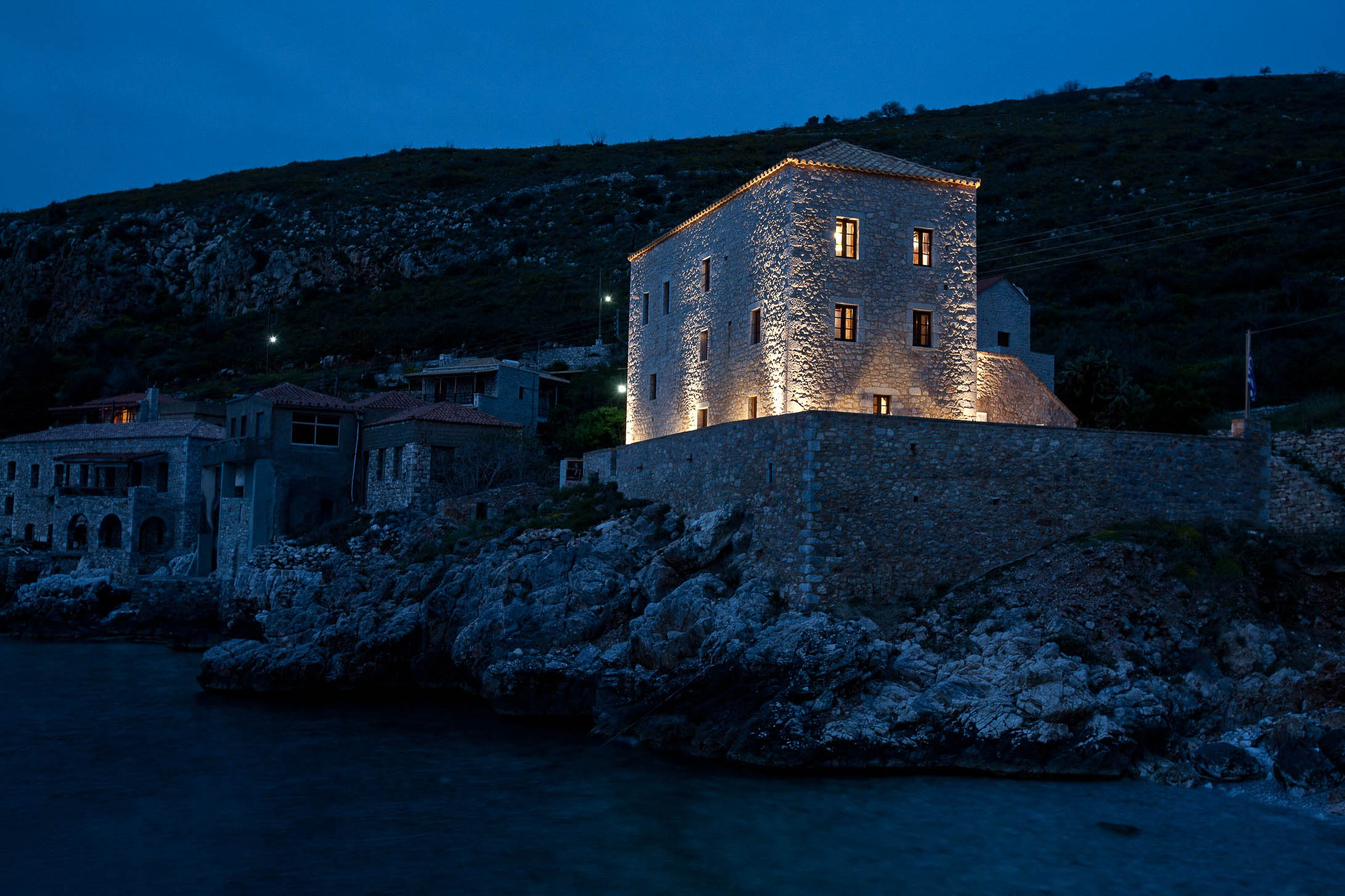 Mavromichalai Luxury Hotel
